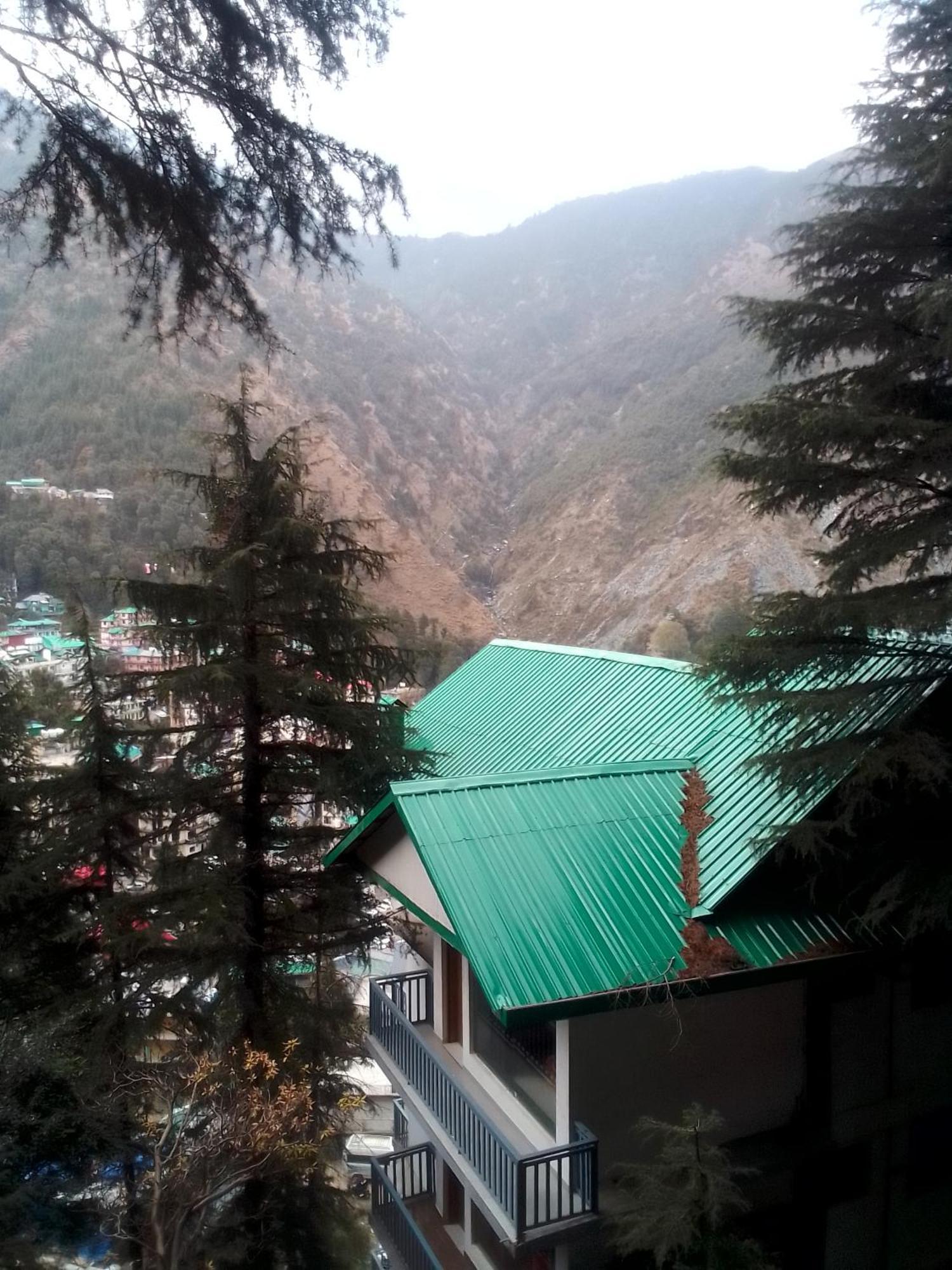 Himalayan Triund Trekking And Mountain View Дхарамсала Екстериор снимка